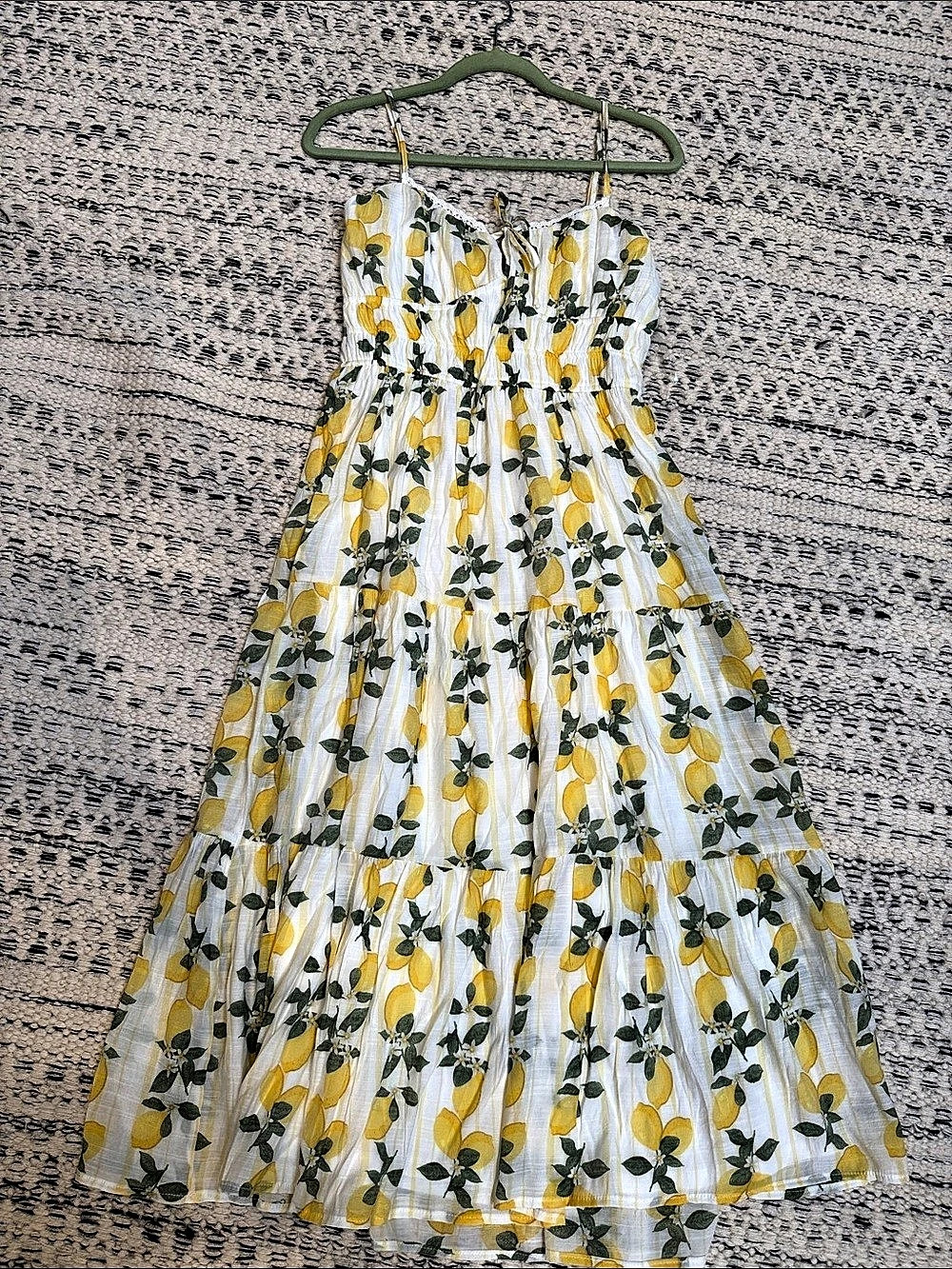Francesca's Floral Maxi Dress in White & Yellow Size Medium NWT